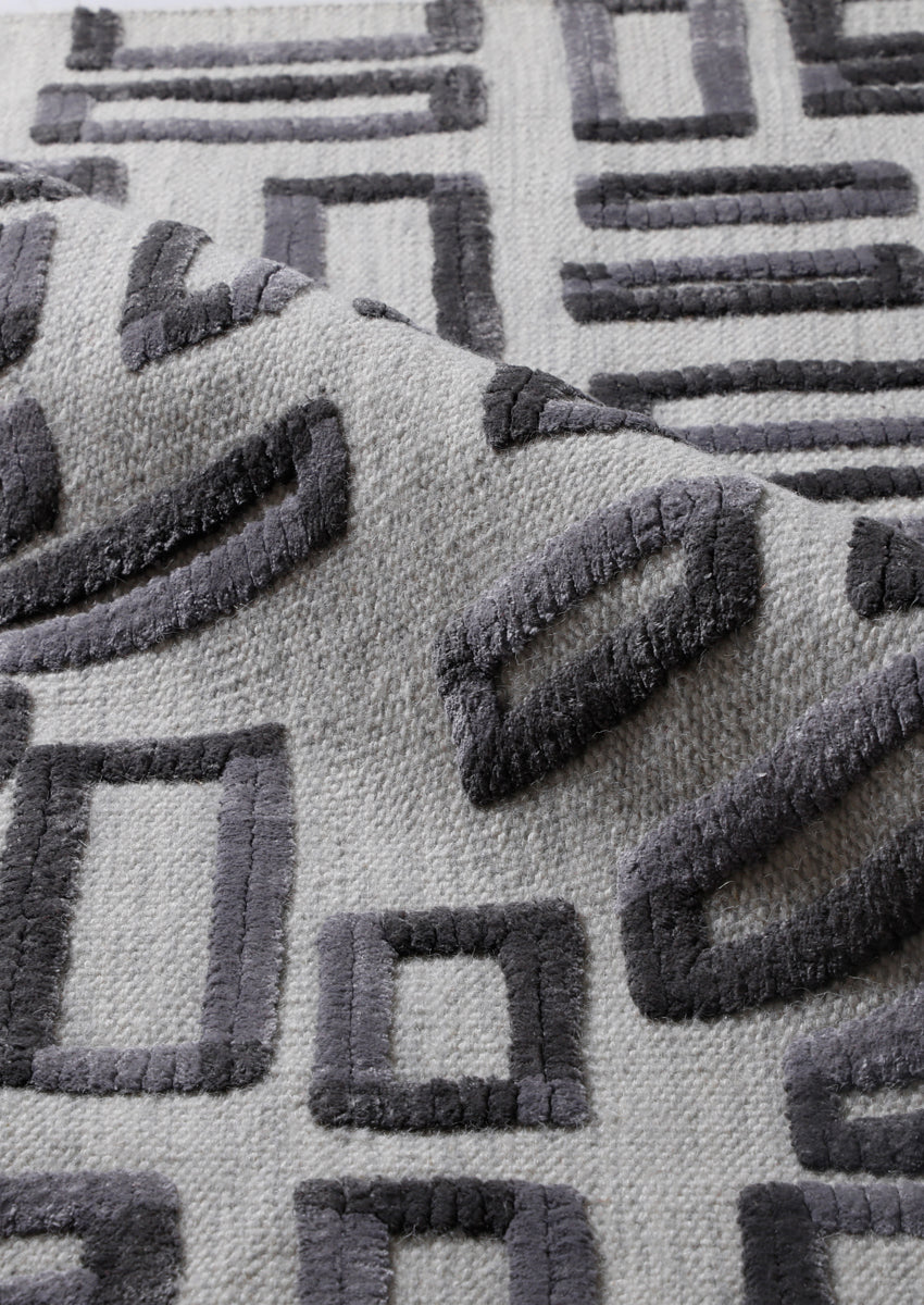 Hand Woven Contemporary Geo Fermont Grey Area Rug