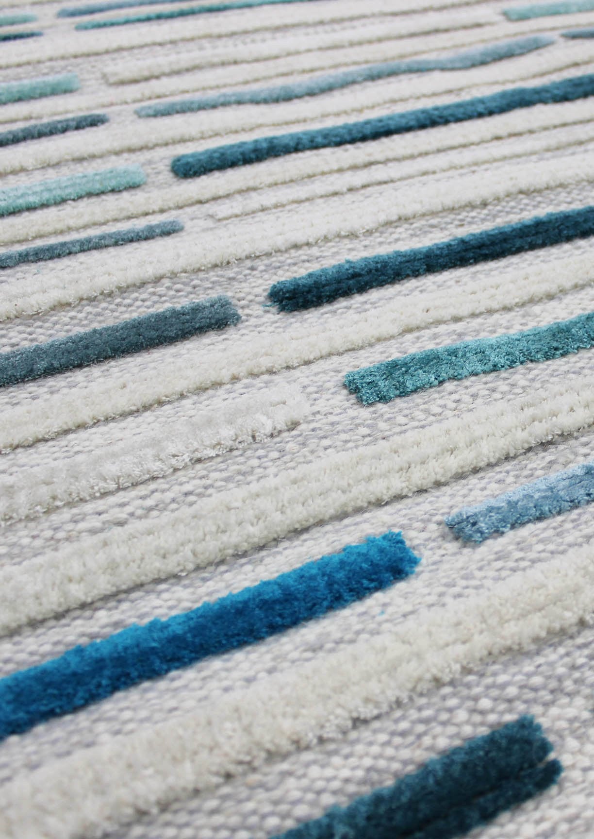 Hand Woven Playful High-Low Line Kea Khema 5 Turquoise Area Rug Carpet
