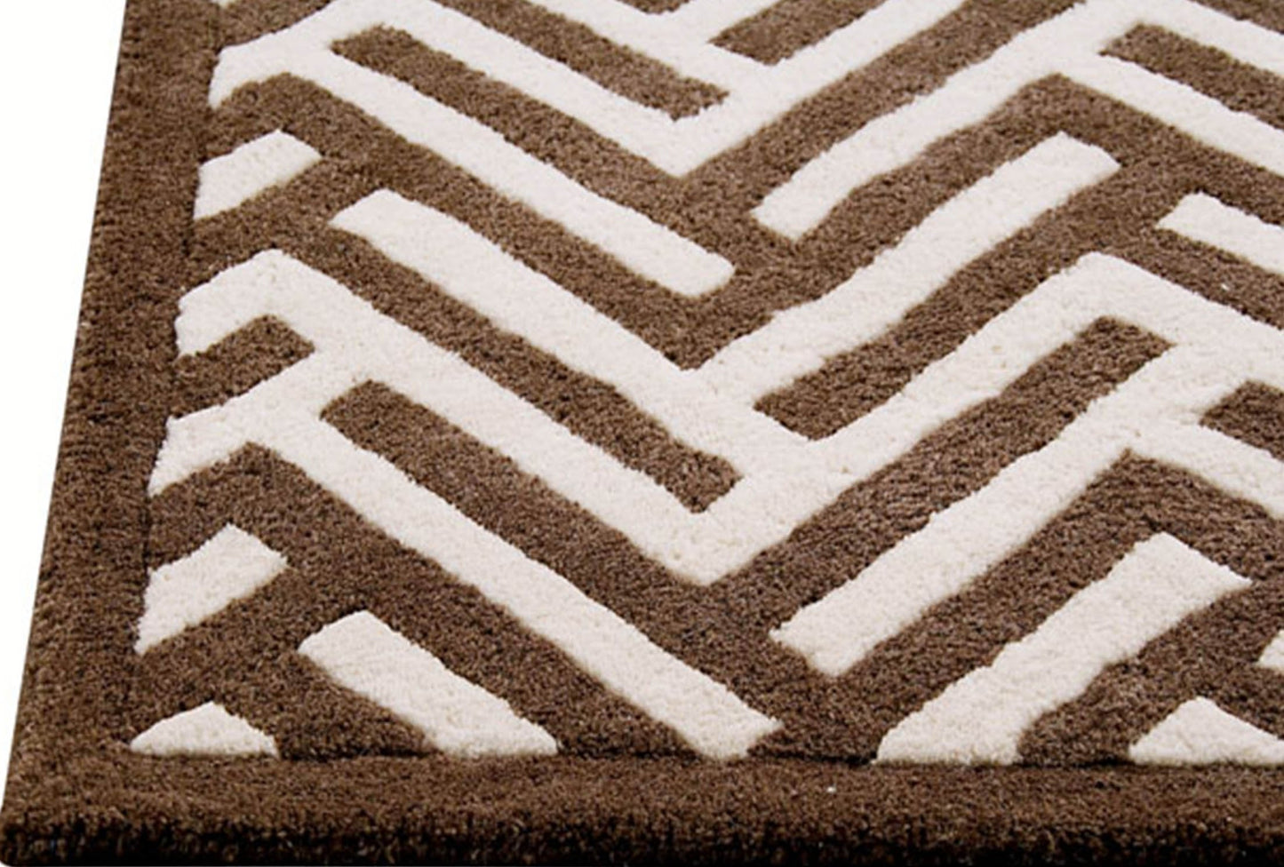 Hand-Tufted Chevron Pattern Vinson Portland Brown Area Rug Carpet